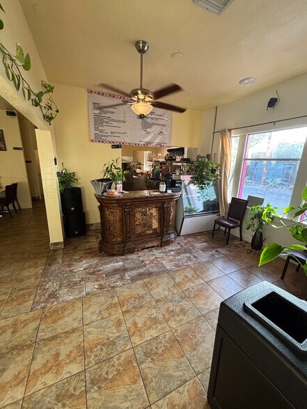 More Photos Of 119 E Speedway Blvd, Tucson Restaurant For Sale