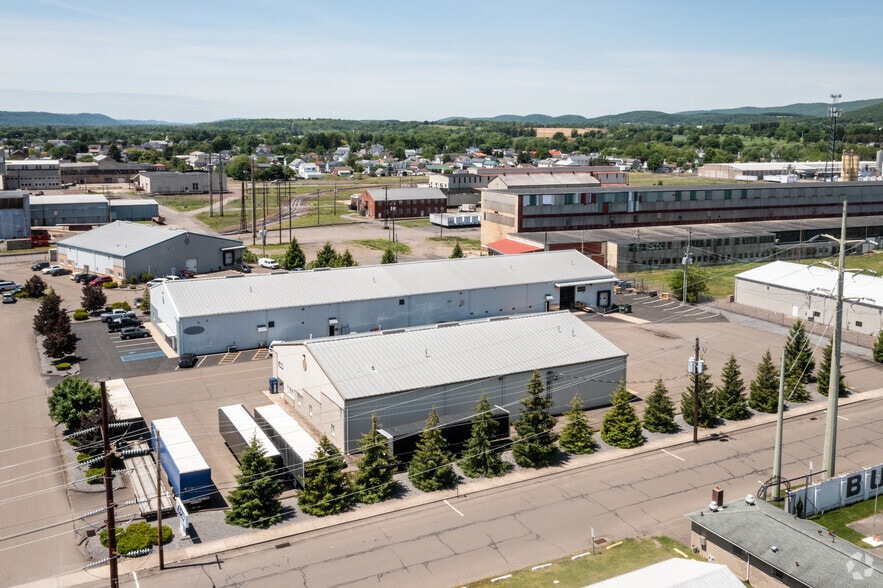 More Photos Of 1019 N Vine St, Berwick Warehouse For Lease