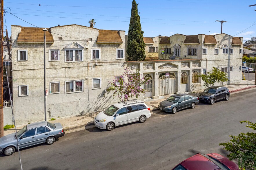 More Photos Of 116-124 S Mathews St, Los Angeles Apartments For Sale