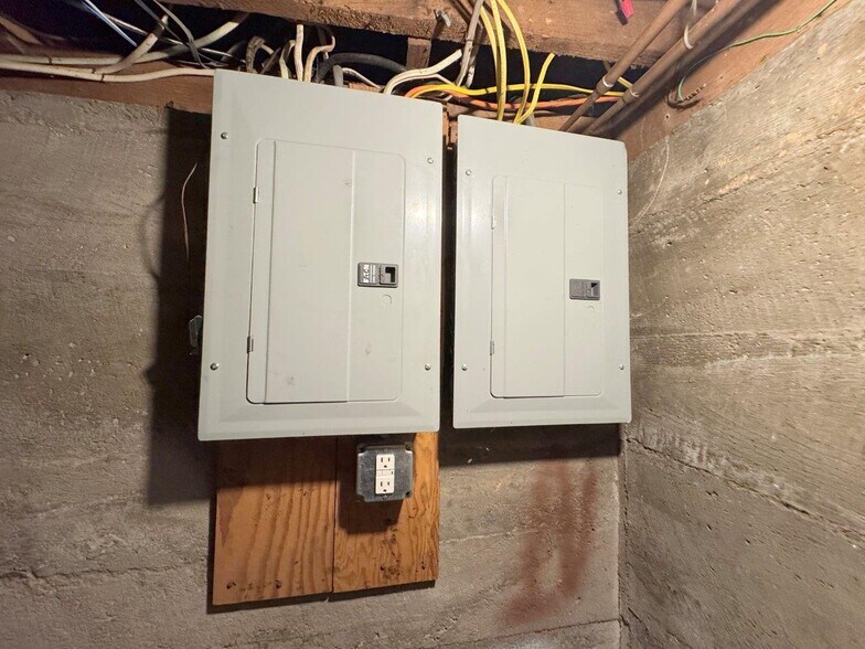 More Photos Of 1748 S Main St, Rocky Mount Office For Sale