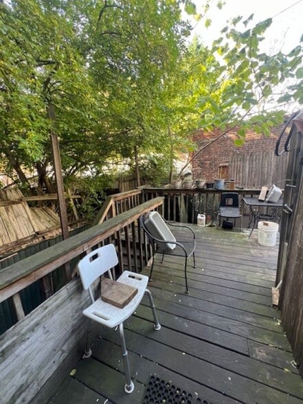 More Photos Of 296 5th Ave, Brooklyn Storefront Retail Residential For Lease