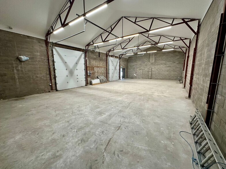 Primary Photo Of 670 Development Dr, Kingston Industrial For Lease