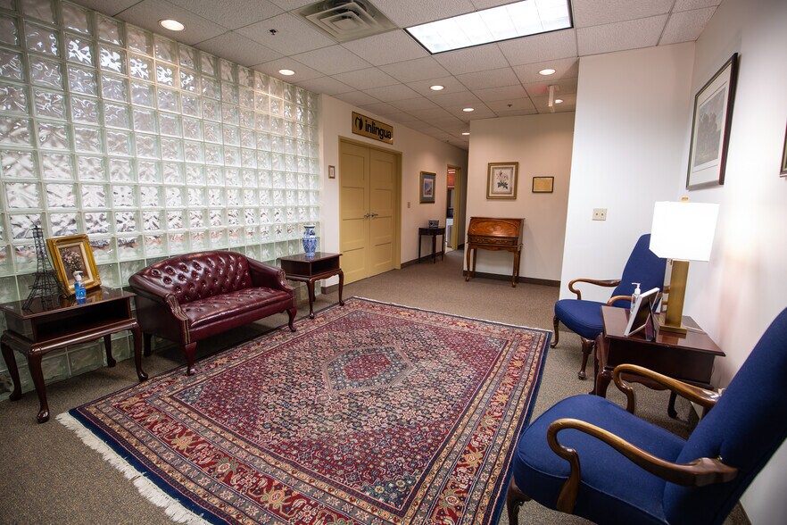 More Photos Of 100 Canal Pointe Blvd, Princeton Medical For Lease