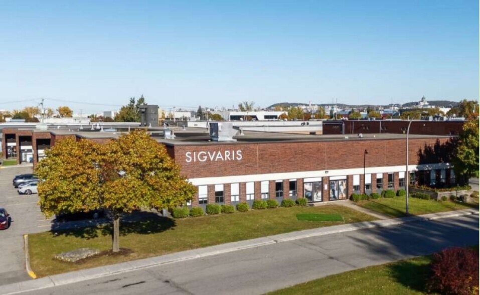 More Photos Of 8441 - 8579 Ch. Dalton Mont-Royal, Mont-Royal Industrial For Lease