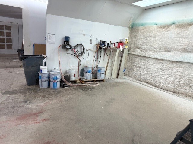 More Photos Of 1652 Ellen Rd, Benton Harbor Manufacturing For Sale