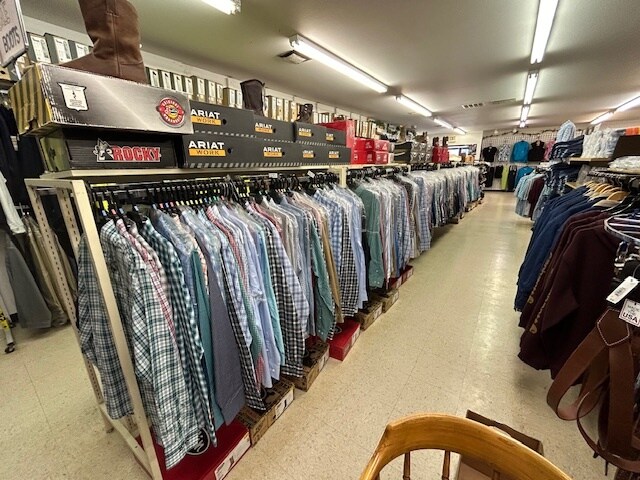 More Photos Of 1020 Laurel St, Whitewood General Retail For Sale