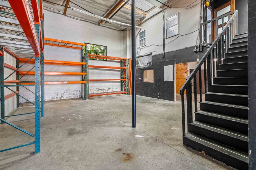 More Photos Of 1767 Standard Ave, Glendale Office For Lease