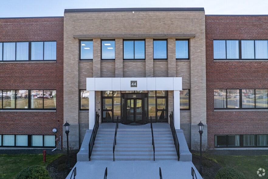 More Photos Of 44 Shelter Rock Rd, Danbury Unknown For Lease