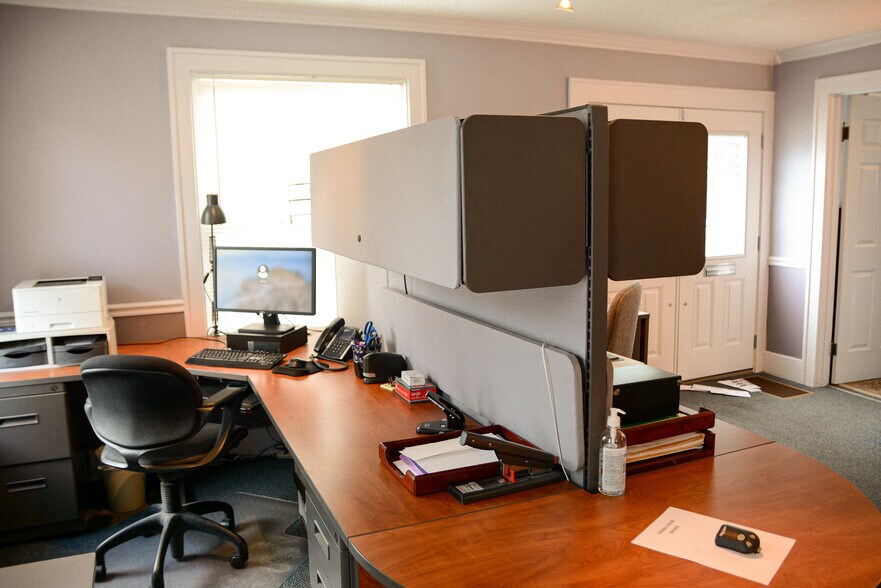 More Photos Of 1158 S Main St, Plymouth Office For Sale