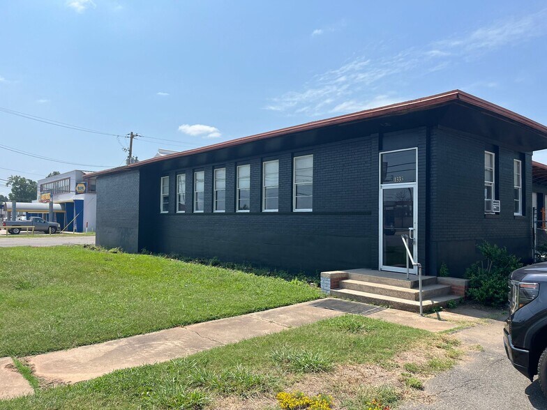 More Photos Of 1333 N Market St, Shreveport Truck Terminal For Lease