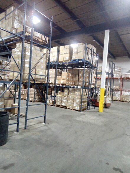 More Photos Of 1200 Fuller Rd, Linden Warehouse For Lease