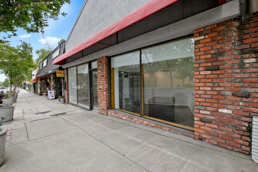 More Photos Of 842 Foothill Blvd, La Cañada Flintridge Storefront For Lease