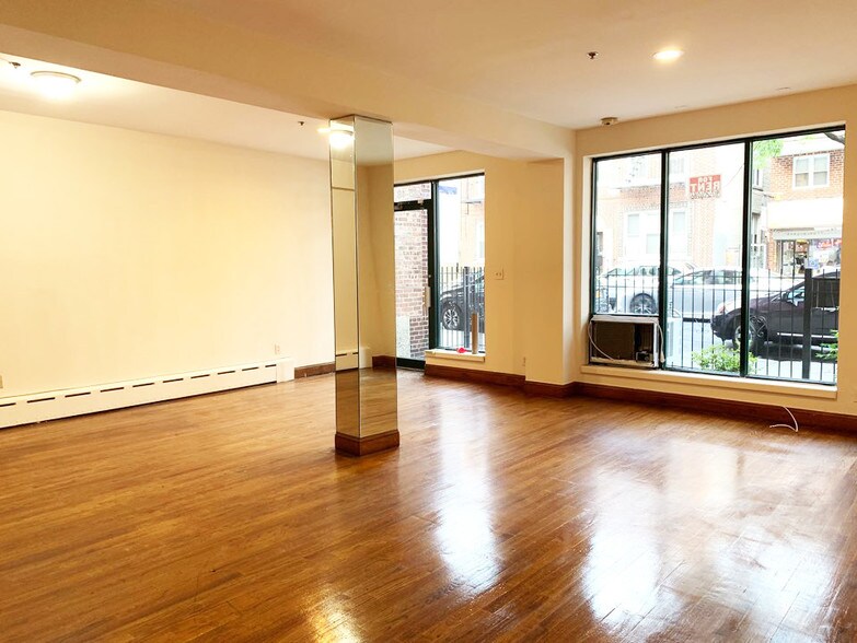 More Photos Of 45-48 47th St, Woodside Apartments For Lease