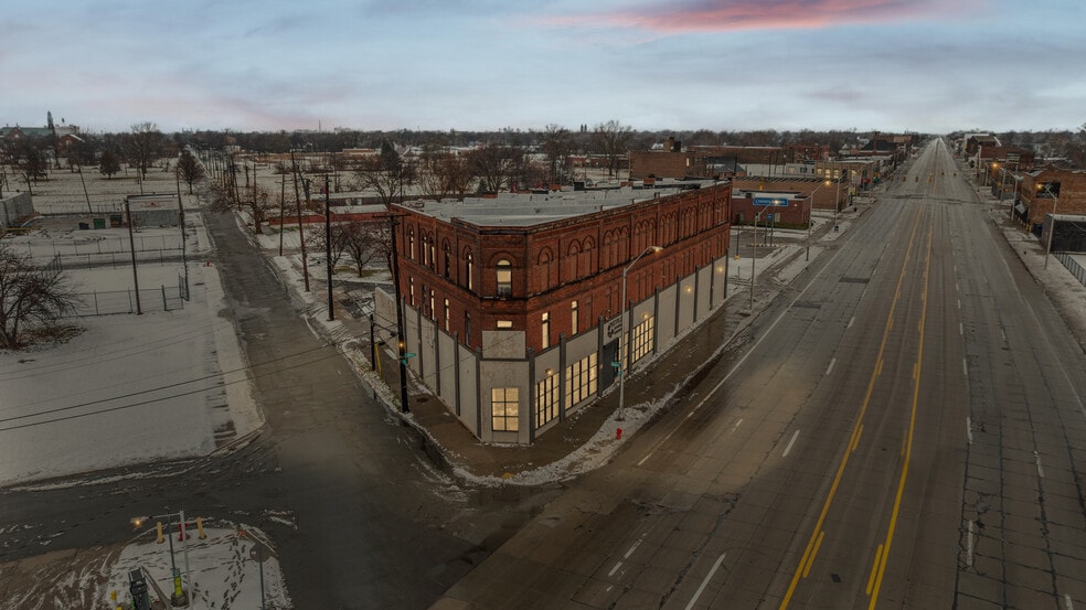 More Photos Of 2211 Gratiot Ave, Detroit Office For Sale