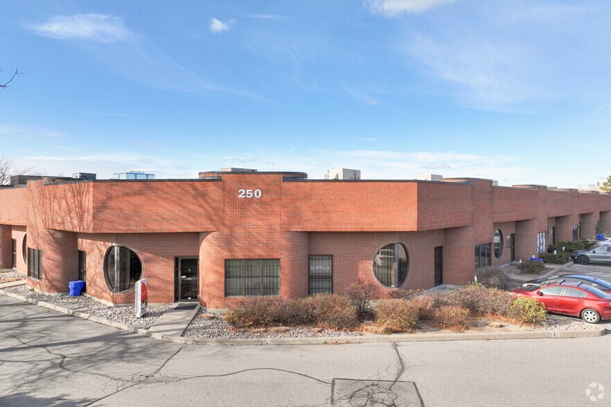 Primary Photo Of 250 Cochrane Dr, Markham Light Distribution For Lease