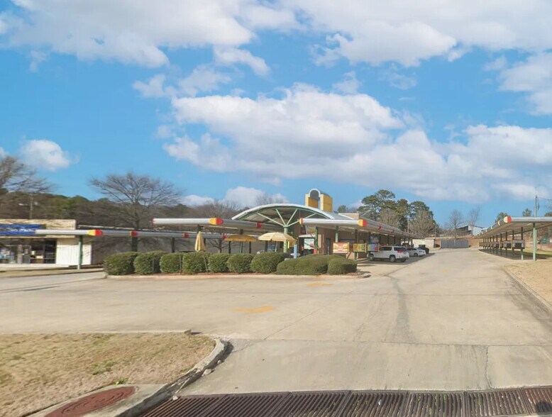 More Photos Of 8225 Highway 278 NE, Covington Fast Food For Lease