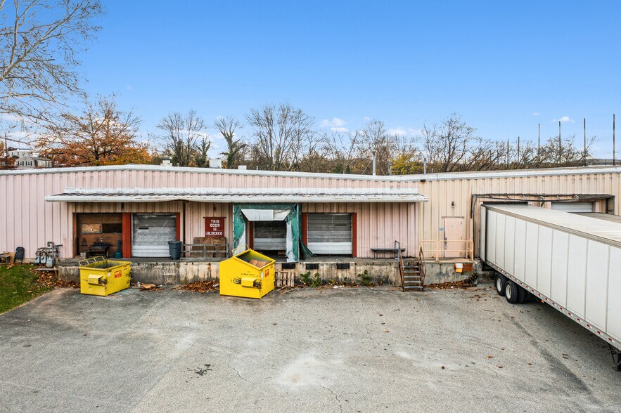 More Photos Of 680 Colwell Ln, Conshohocken Manufacturing For Lease