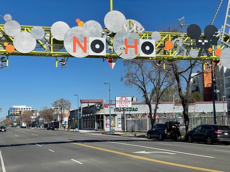 More Photos Of 4900-4906 Lankershim Blvd, North Hollywood Freestanding For Lease