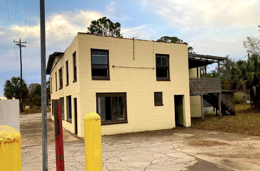 More Photos Of 16500 S US Highway 19, Salem Restaurant For Sale