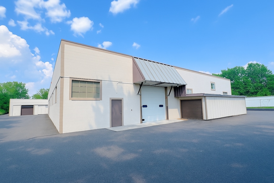Primary Photo Of 450 S Fellowship Rd, Maple Shade Township Warehouse For Lease