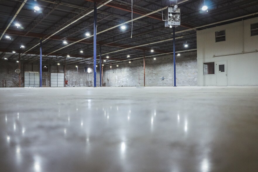 More Photos Of 1814 N Market St, Shreveport Manufacturing For Sale