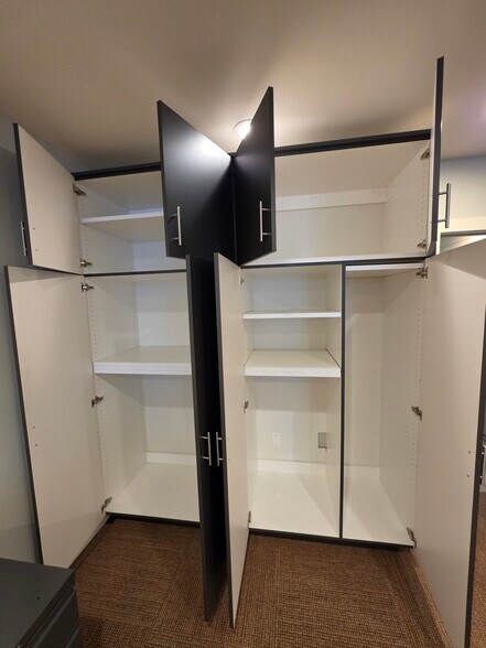 More Photos Of 11654 W Pico Blvd, Los Angeles Office For Lease