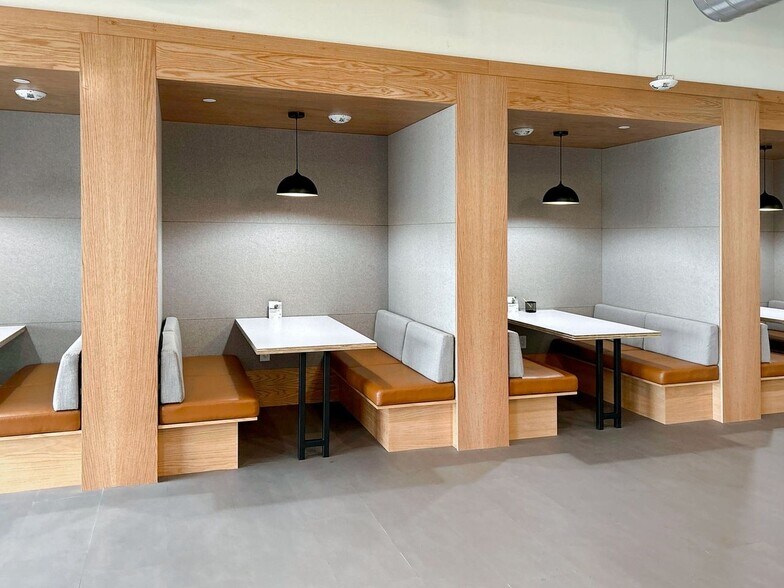 More Photos Of 13509 Lyndon B Johnson Fwy, Garland Coworking Space