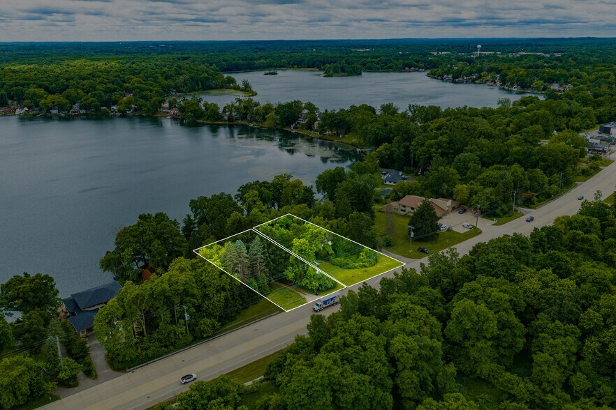 More Photos Of 11032 Grand River Rd, Brighton Office Residential For Sale