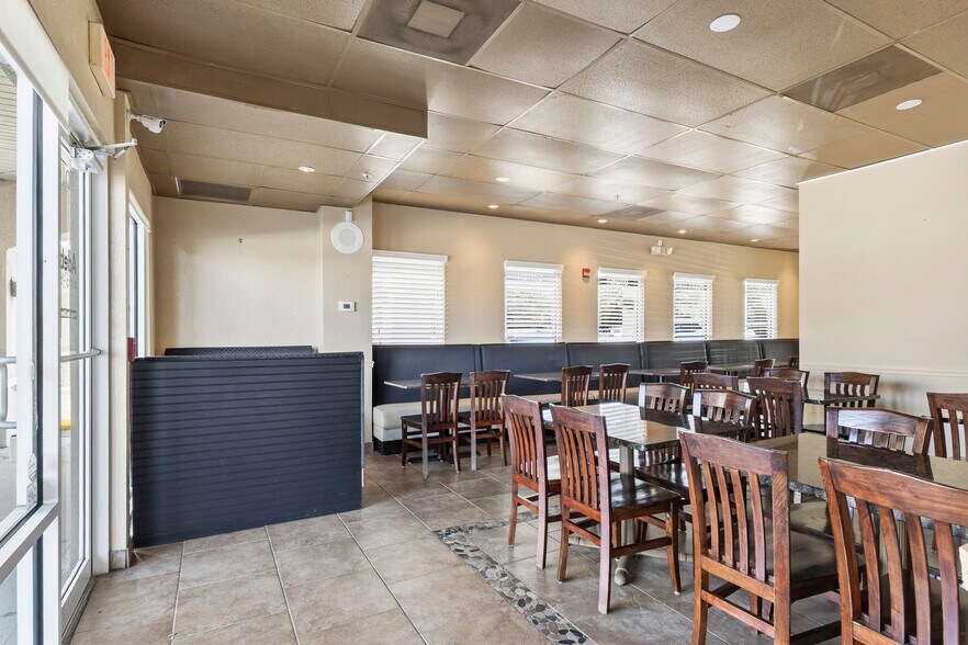 More Photos Of 160 Cypress Point Pky, Palm Coast General Retail For Sale