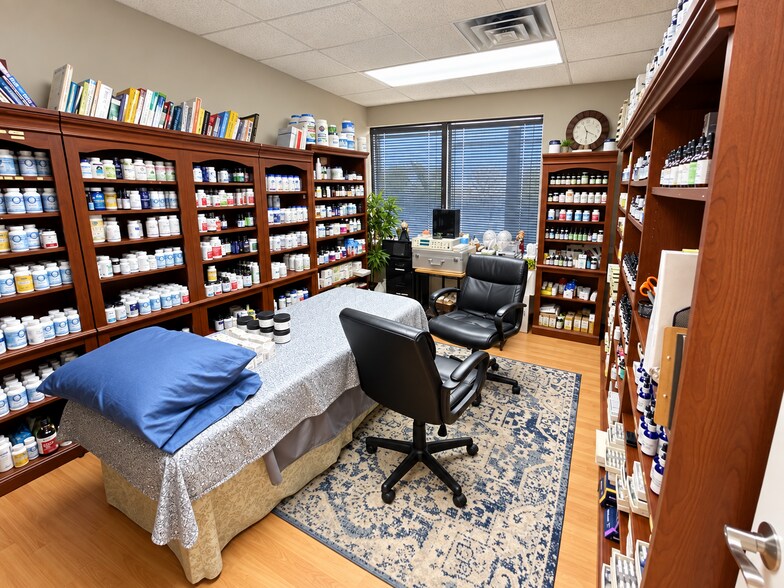 More Photos Of 11870-11872 Sunrise Valley Dr, Reston Office For Sale