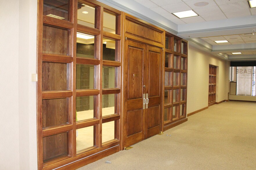 More Photos Of 110 S Main St, Wichita Office Residential For Sale