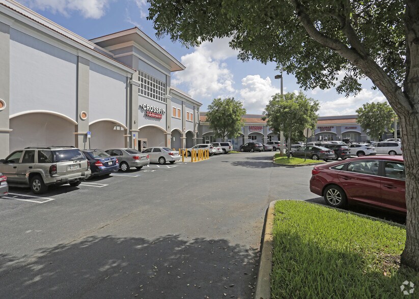 More Photos Of 14215-14285 SW 42nd St, Miami Restaurant For Lease