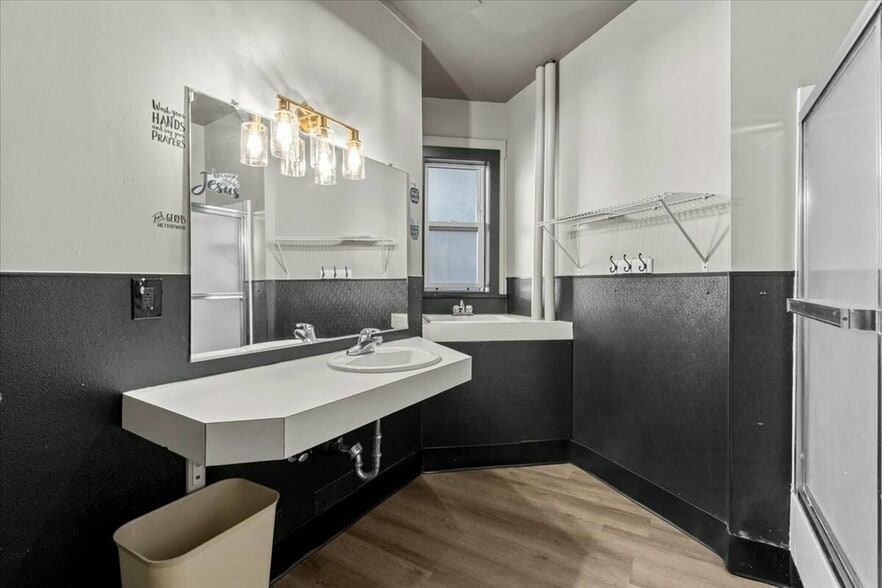 More Photos Of 224 S Howard St, Spokane Apartments For Sale