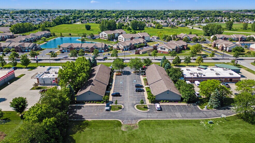 More Photos Of 2504 Veterans Memorial Pky S, Lafayette Office For Lease