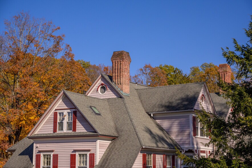 More Photos Of 518 Main St, Great Barrington Hospitality For Sale