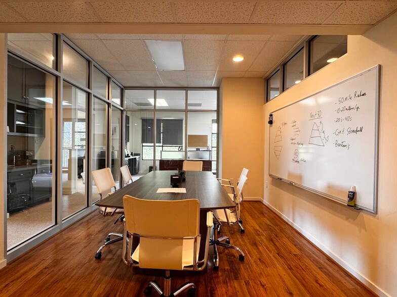 More Photos Of 669 Berkmar Ct, Charlottesville Office For Sale