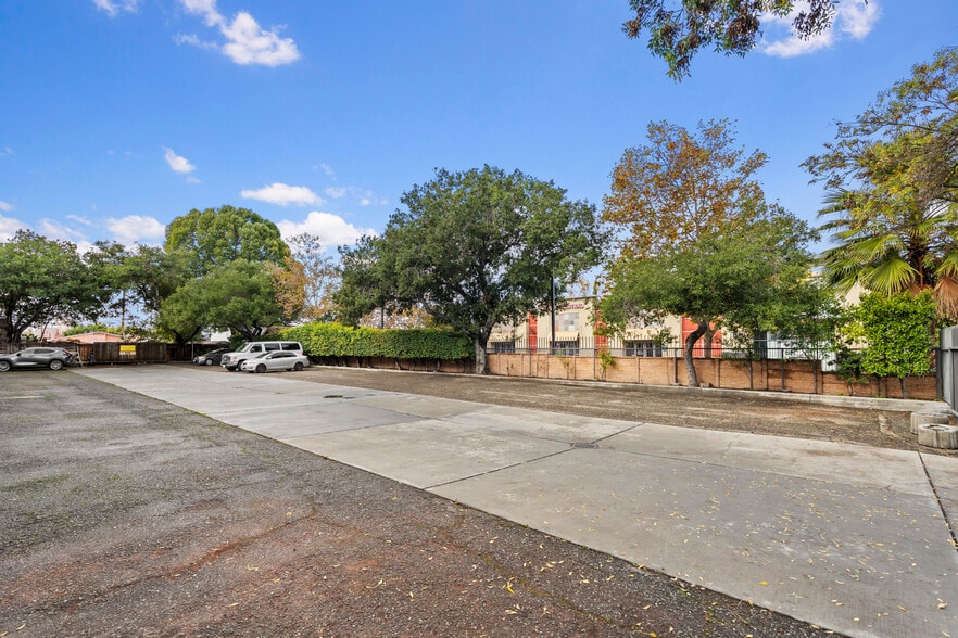 More Photos Of 871 Coleman Ave, San Jose Office For Lease