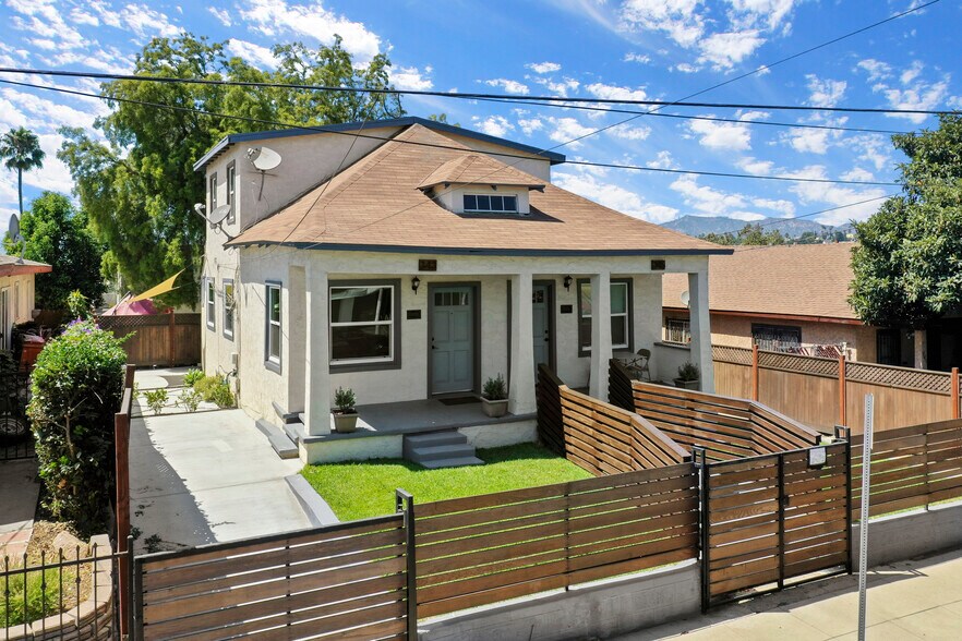 More Photos Of 343 N Occidental Blvd, Los Angeles Apartments For Sale