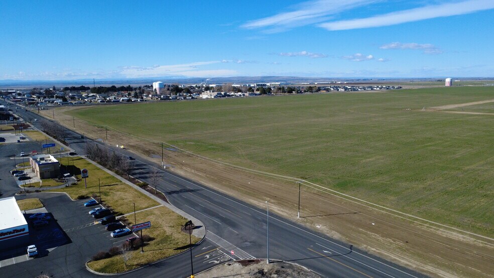 More Photos Of main street, Othello Land For Sale