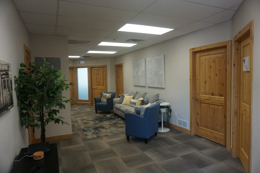 More Photos Of 102 E 1st St, Loveland Office For Lease