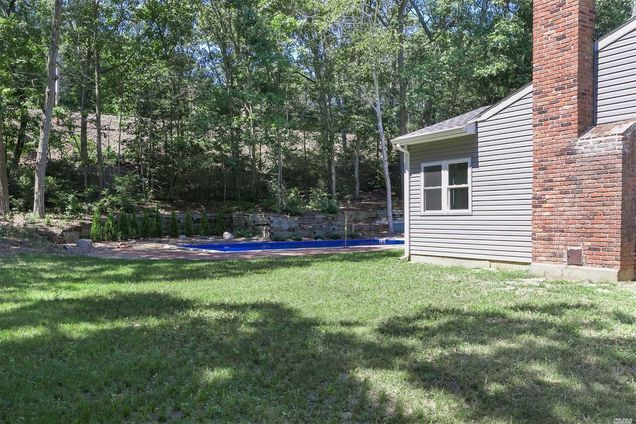 More Photos Of 57 Sheryl Cres, Smithtown Apartments For Sale