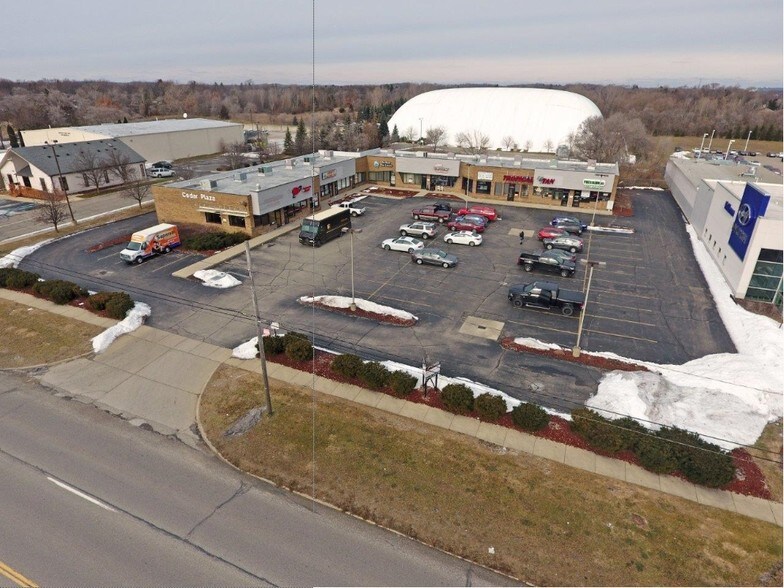 More Photos Of 5302-5326 Highland Rd, Waterford Unknown For Lease