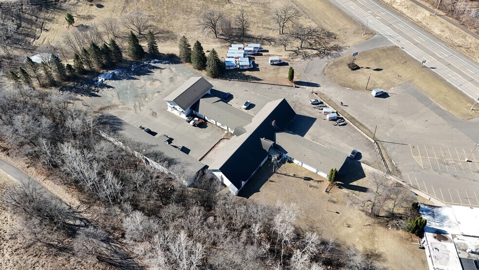 More Photos Of 726 S Highway 35, Saint Croix Falls Hotel For Sale