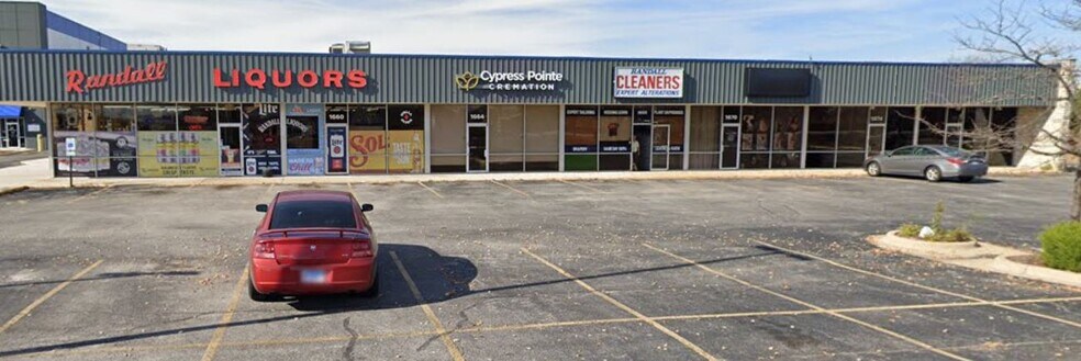 More Photos Of 1650-1674 N Randall Rd, Aurora Storefront For Lease