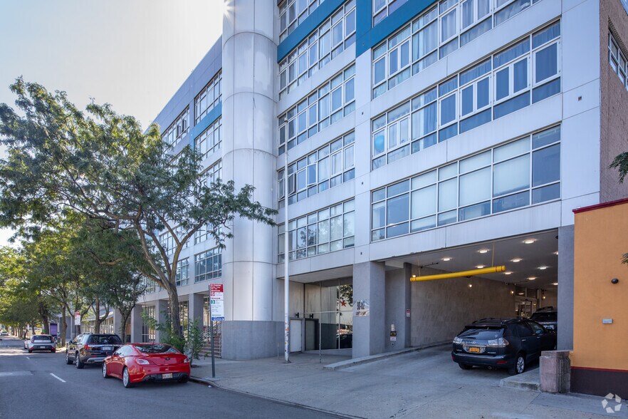 More Photos Of 90-02 Queens Blvd, Elmhurst Apartments For Lease