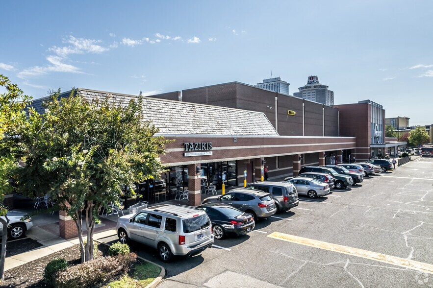 More Photos Of 540 Mendenhall Rd, Memphis General Retail For Lease