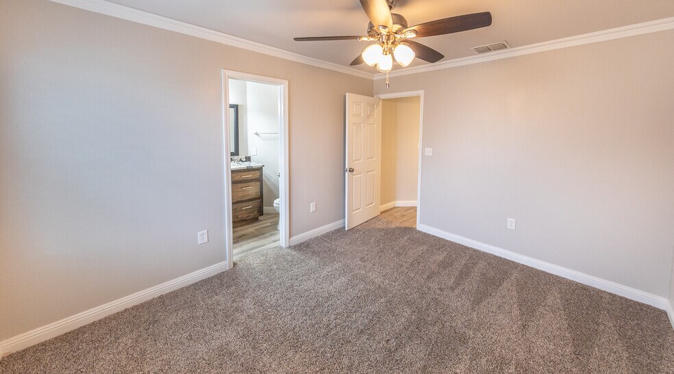 More Photos Of 602 N Belmont, Lubbock Apartments For Sale