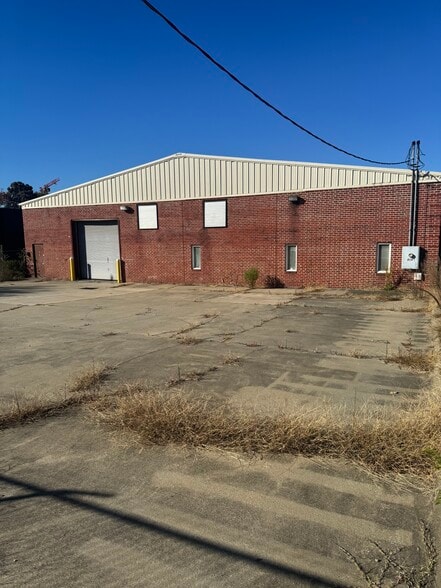 More Photos Of 814 Jefferson St, Atlanta Warehouse For Lease