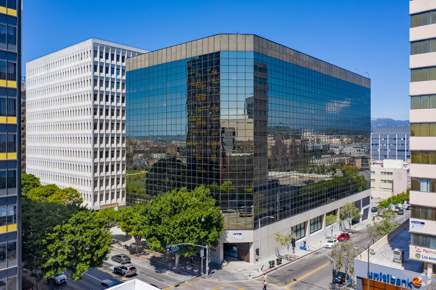 Primary Photo Of 3333 Wilshire Blvd, Los Angeles Office For Lease