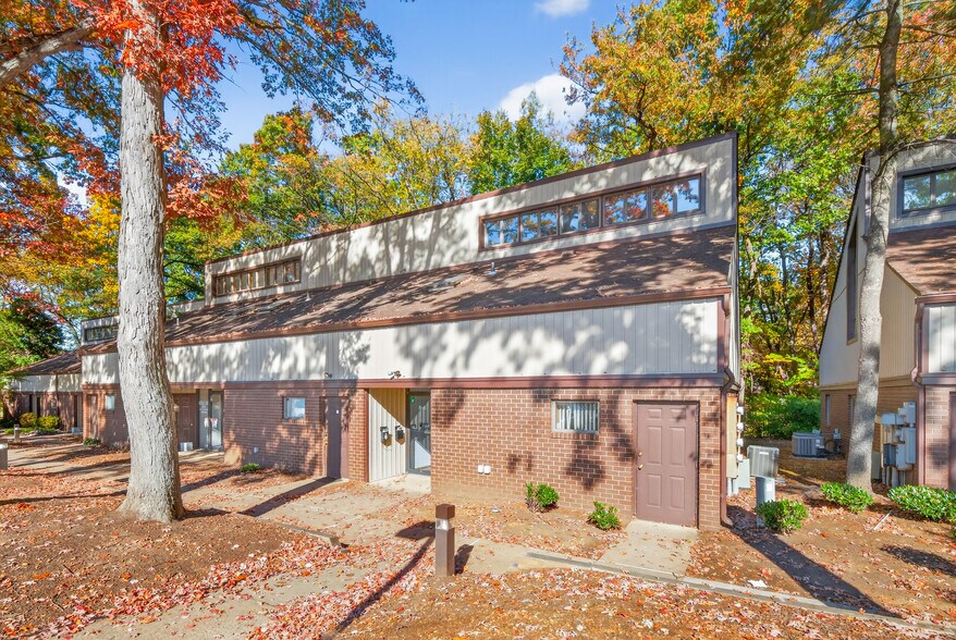 Primary Photo Of 5-10 Brunswick Woods Dr, East Brunswick Office For Sale